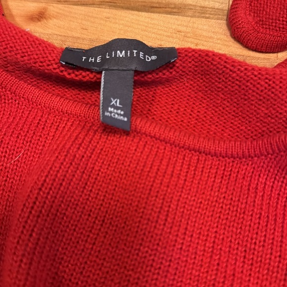 The Limited Cold Shoulder Sweater Red XL - Picture 4 of 4
